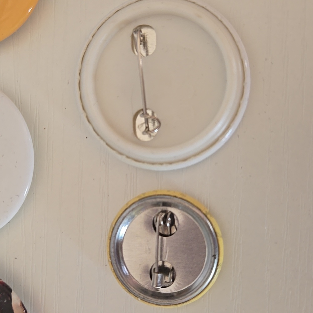 Friends Themed Button Set - Multicolor - Picture 2 of 4